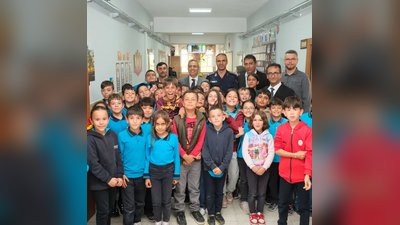 Vali Çiçek, Çakırbağ Köyü'nde Öğrencilerle Buluştu