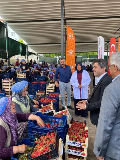 Karaman'da Güneyyurt Kapalı Ürün İşleme ve Pazar Yeri Açıldı
