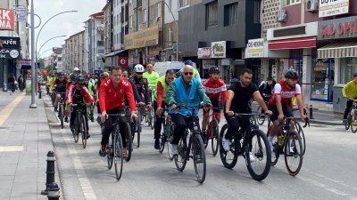 Karaman'da Yeşilay'ın 13. Geleneksel Bisiklet Turu Tamamlandı: Sağlıklı Yaşam Vurgusu