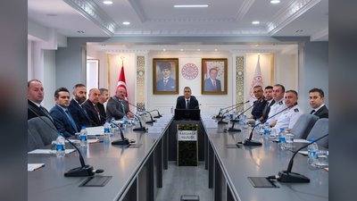 Karaman Valiliği'nden Kapsamlı Güvenlik Toplantısı: NATO Zirvesi Tedbirleri ve Asayiş Konuları Değerlendirildi