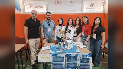 Karaman DENEYAP Atölyesi'nde Geleceğin Teknoloji Liderleri Projelerini Sergiledi