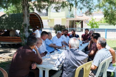 Vali Çiçek ve Eşi Kılbasan'da Aşure Günü'ne Katıldı