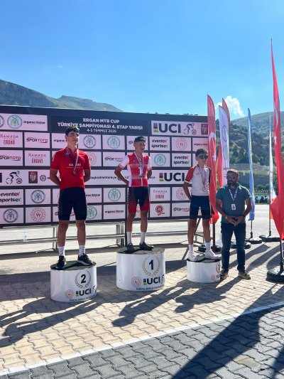Karamanın Gururu Bisikletçi Veli Sarı, U17 ' de birincilik elde etti