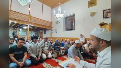 Karaman Müftülüğü'nden "Şehirlerin Kalbi Camide Buluşalım" Programı: Düğünlerde İsraftan Kaçınma Vurgusu
