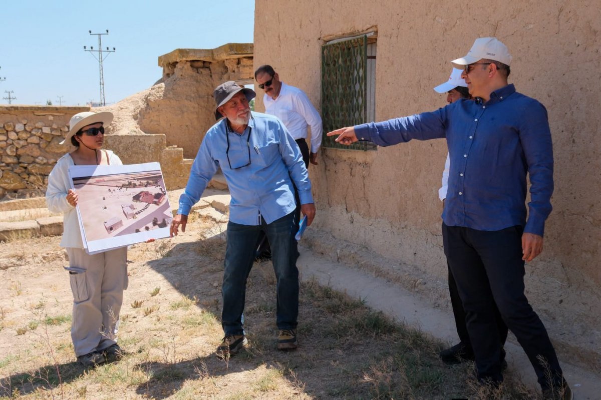 Karaman Canhasan Höyükleri'ne Vali ve Vekilden Ziyaret