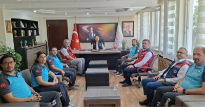 Karaman İl Sağlık Müdürü Yurdakul, UMKE Ekibini Ağırladı: Fedakarlıkları Takdir Edildi